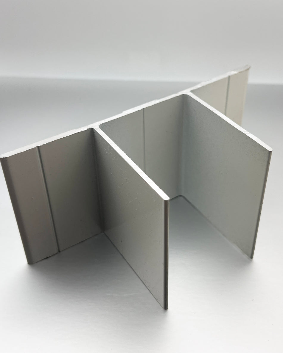 3" Clover Leaf Bracket (WHITE) - For Aluminum Patio Covers